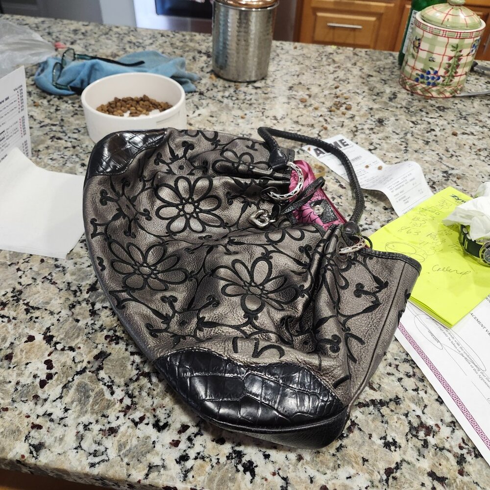 Purse - Picture 2 of 3